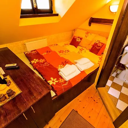 Zamecke Schody بيت ضيافة