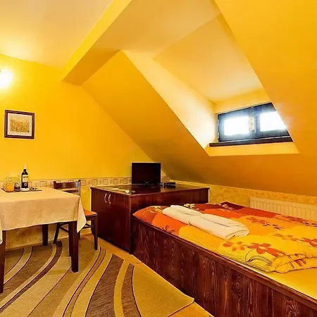 Zamecke Schody بيت ضيافة