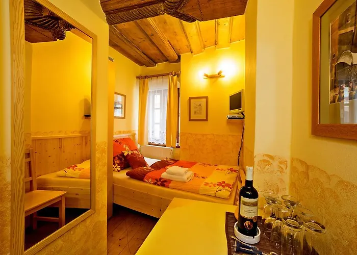 Zamecke Schody Gæstehus 3*